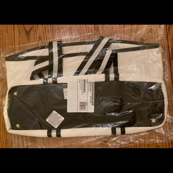 🛍 Cathy’s Concepts Nantucket Tote w/Black & White Strip Handles 🛍 - Picture 3 of 5